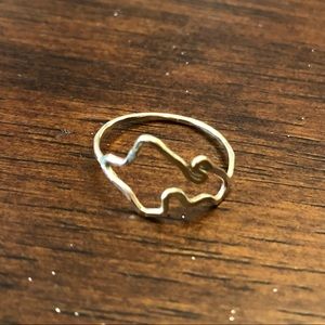 Gold Oahu shaped ring